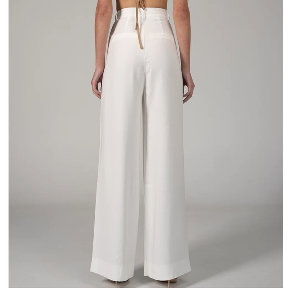 NONchalant Label Fabi Pant Medium White NWT High Waist Wide Leg Pleated - Picture 2 of 6